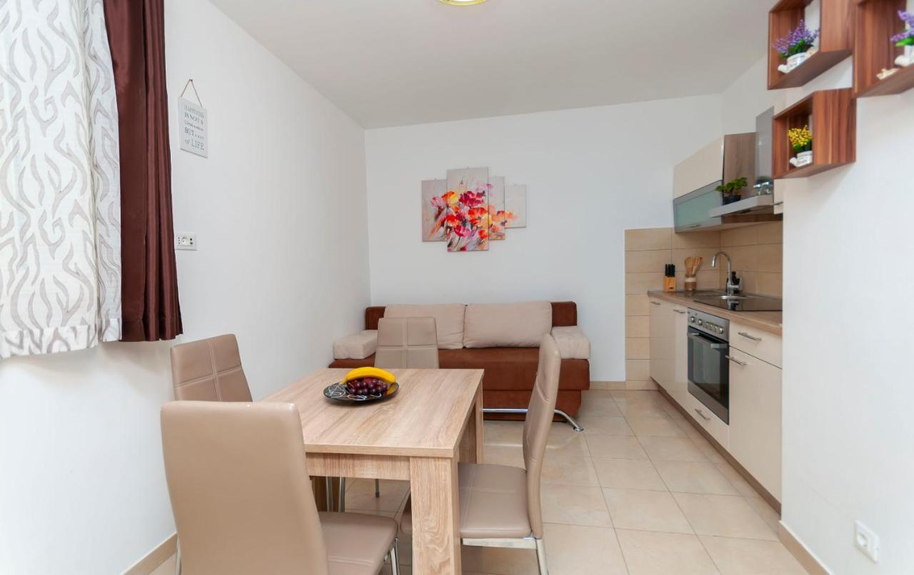 Apartments Beach Dream Mimice Extérieur photo