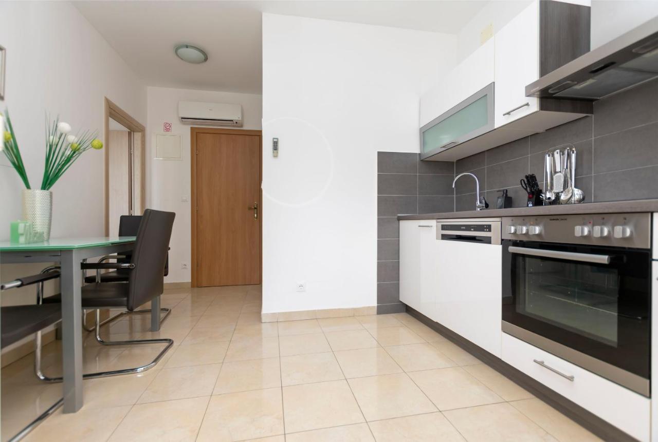 Apartments Beach Dream Mimice Extérieur photo